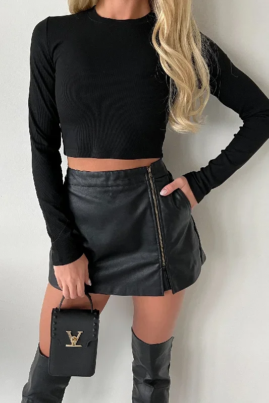 Lolani Ribbed Long Sleeve Crop Top (Black)