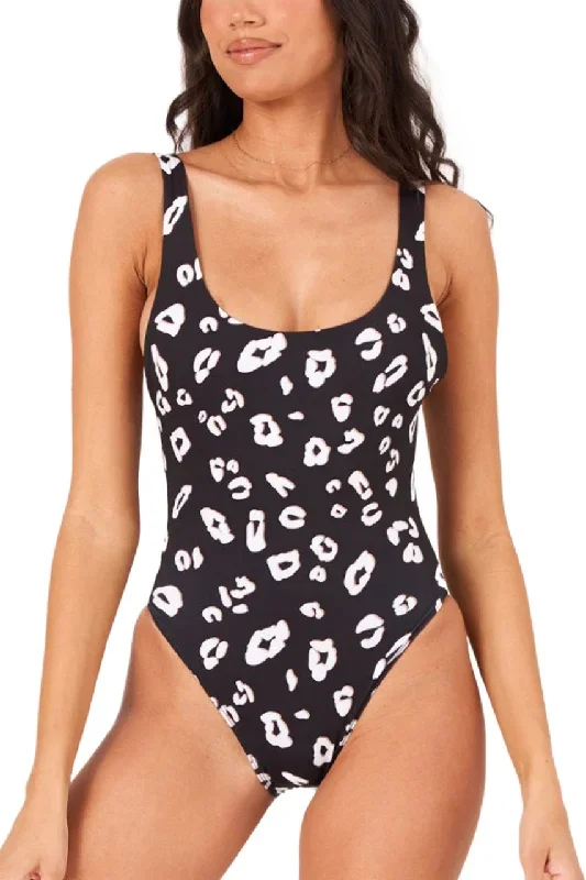 Onzie Flow High Leg One Piece Swimsuit 6006