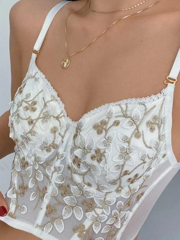 vintage-lace-embroidery-bustier