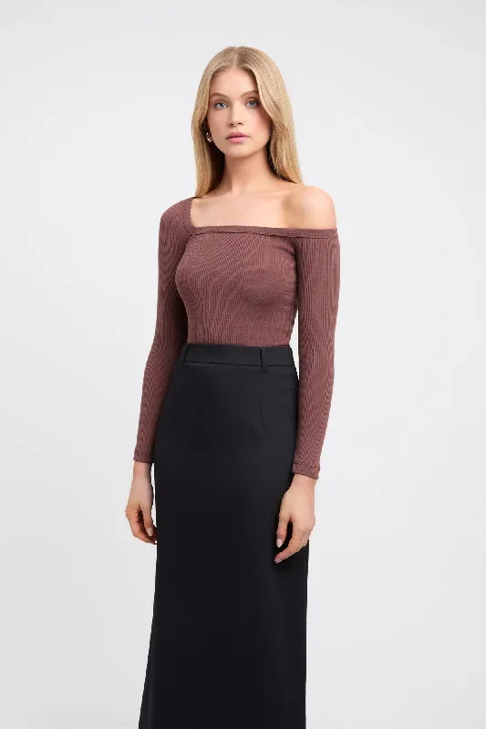 zila-merino-wool-top-brown-stone